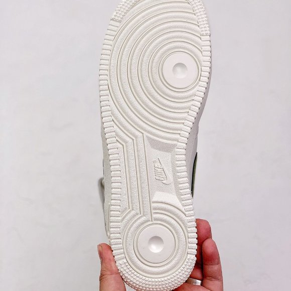 Nike Air Force1 MID Original color main image 4